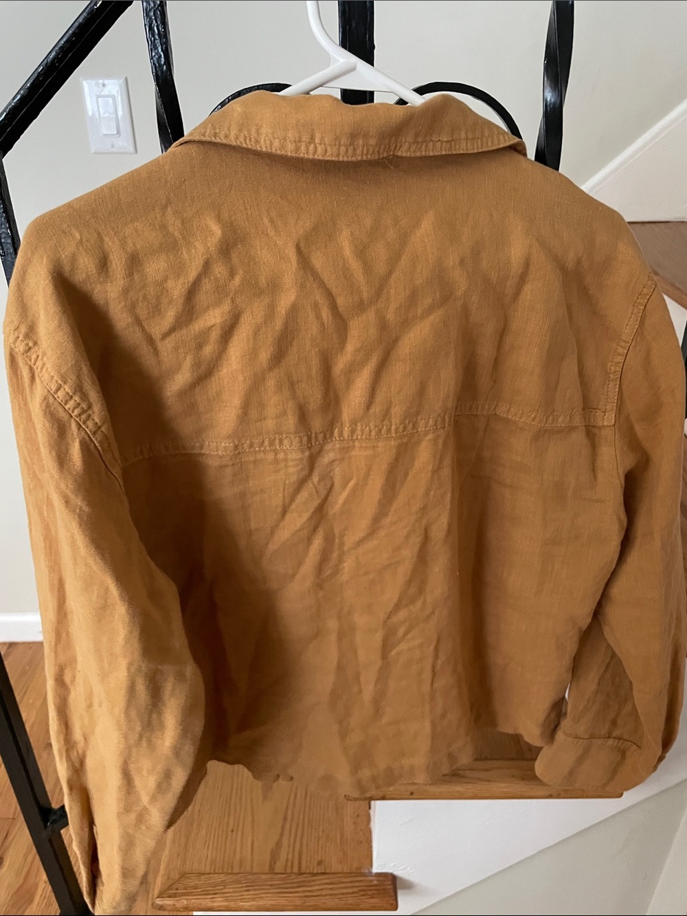 Rachel Zoe Linen Shirt Jacket in Warm Caramel - Picture 4 of 4
